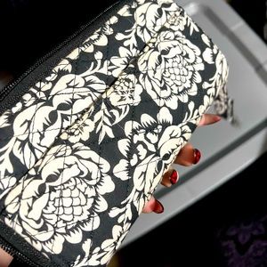 Stone Mountain Quilted Cotton Wristlet